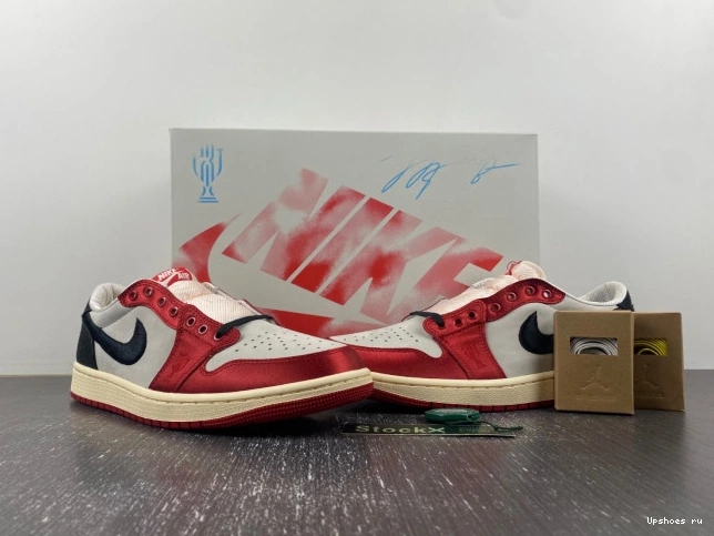 1 Jordan Retro OG Away Low Trophy Room 0725